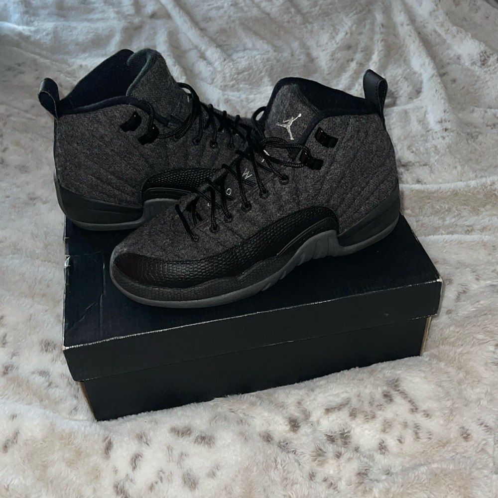 Air Jordan 12 Retro Wool size 6 kids